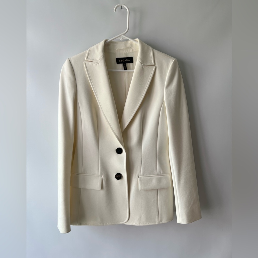 ESCADA women’s colored womens blazer